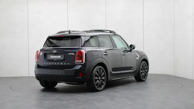 MINI Countryman view 4