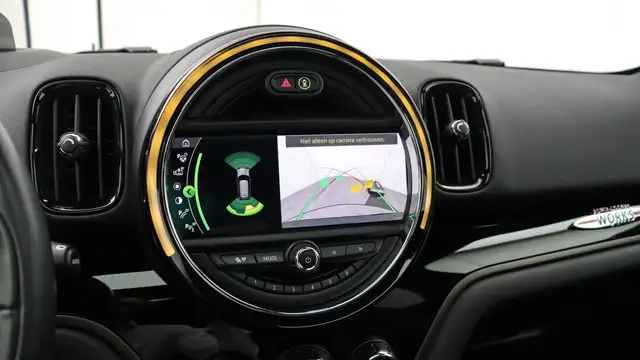 MINI Countryman view 16