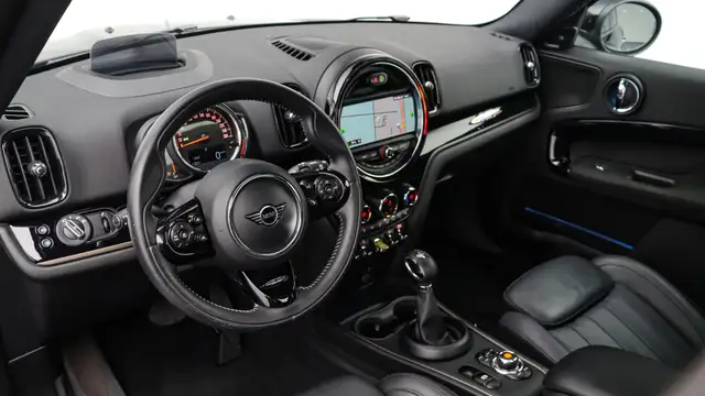 MINI Countryman view 7