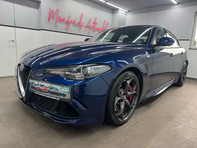 Alfa Romeo Giulia Quadrifoglio/Carbon/Blu Montecarlo/Navi/