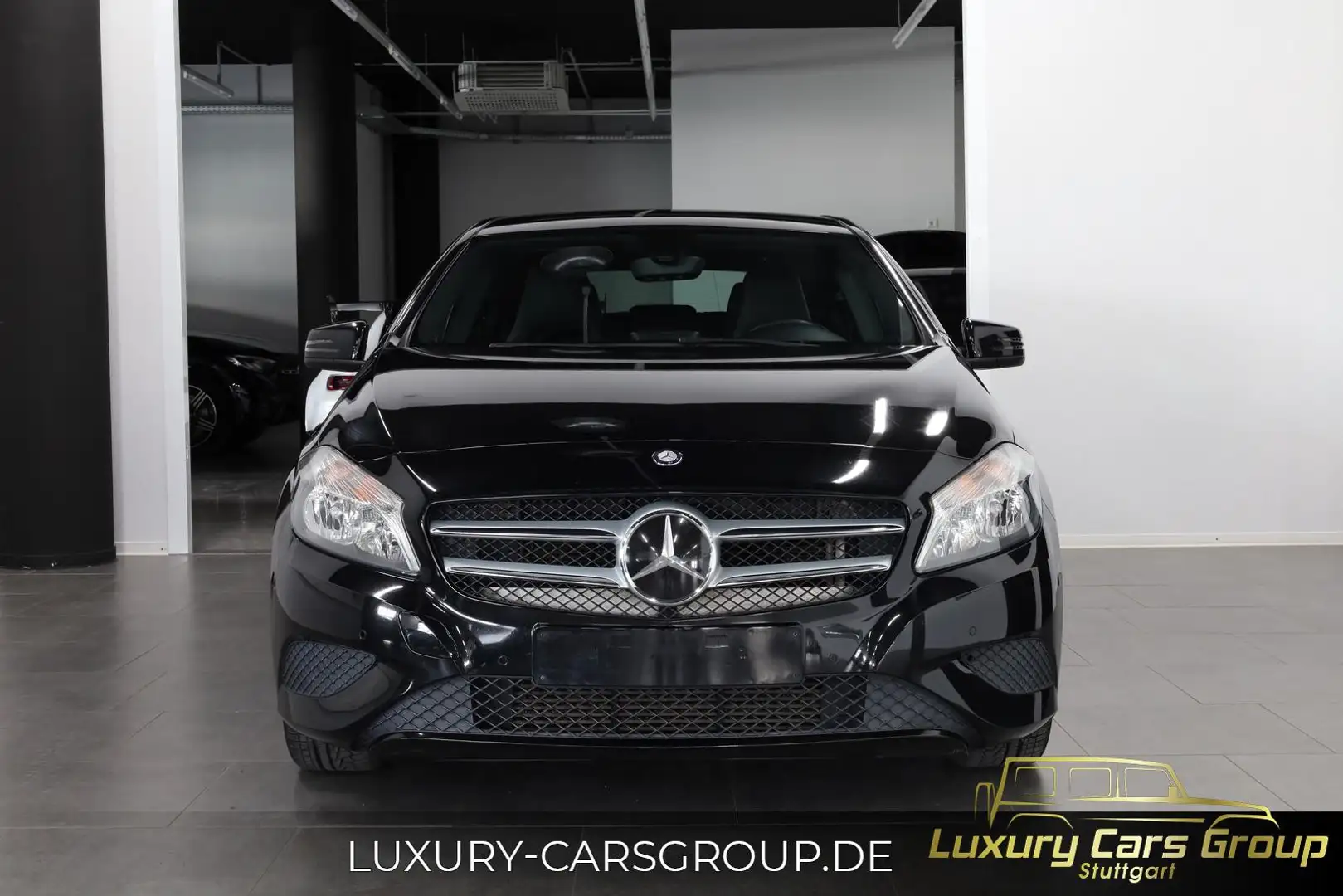 Mercedes-Benz A 180 A 180 SitzHeiz-Navi-Tempomat-8Fach Schwarz - 2
