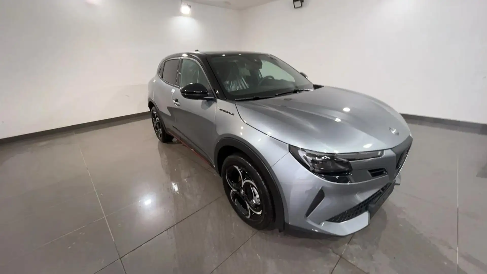 Alfa Romeo Junior 1.2 145 CV Hybrid eDCT6 Speciale Grigio - 2