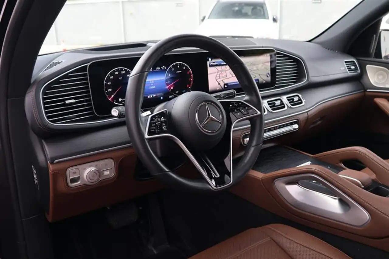 Mercedes-Benz GLE снимка Mercedes-Benz GLE