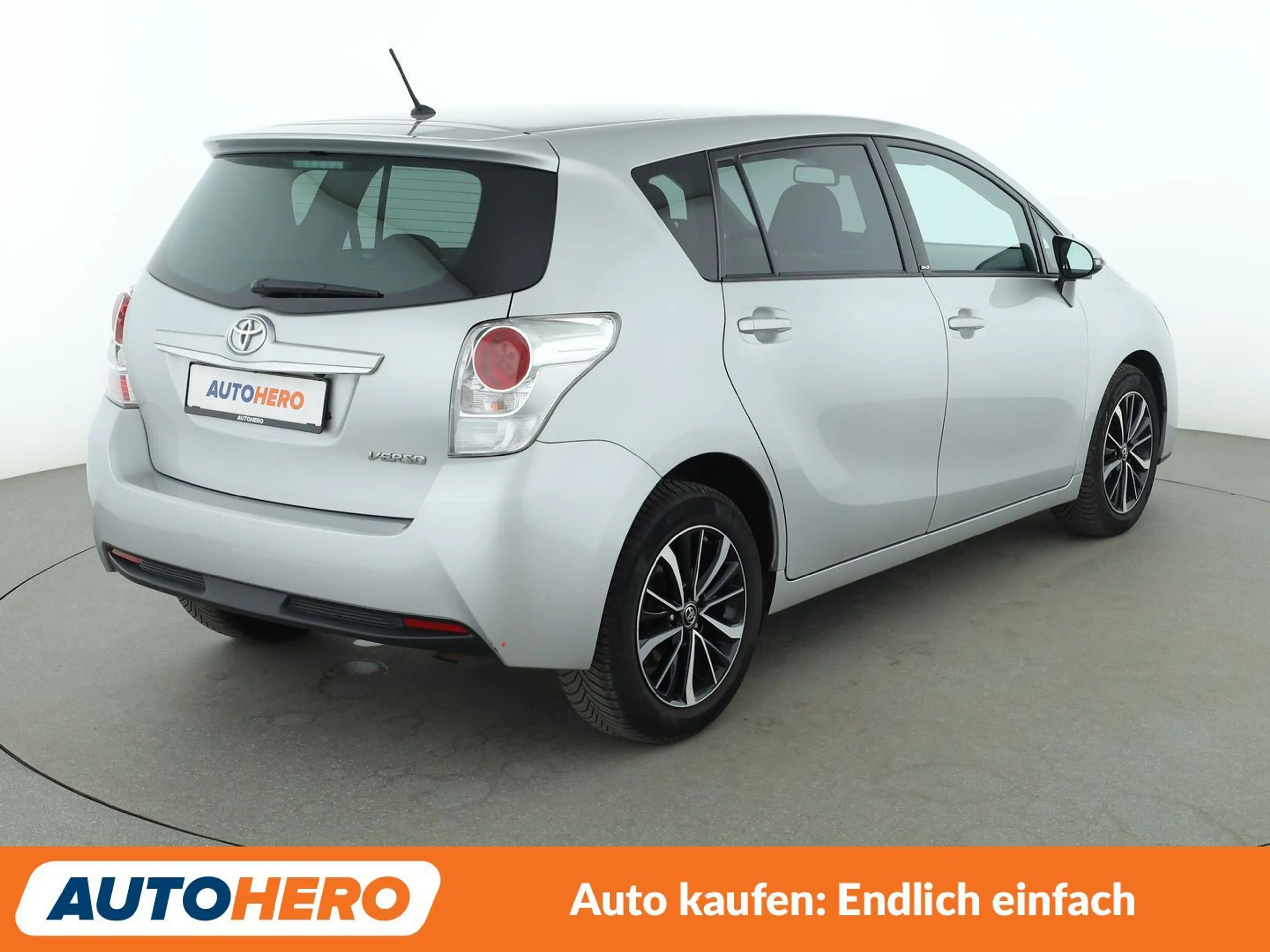 Toyota Verso 1.8 Edition-S+ Aut.*BI-XENON*TEMPO*CAM*SHZ*BT* — photo 6