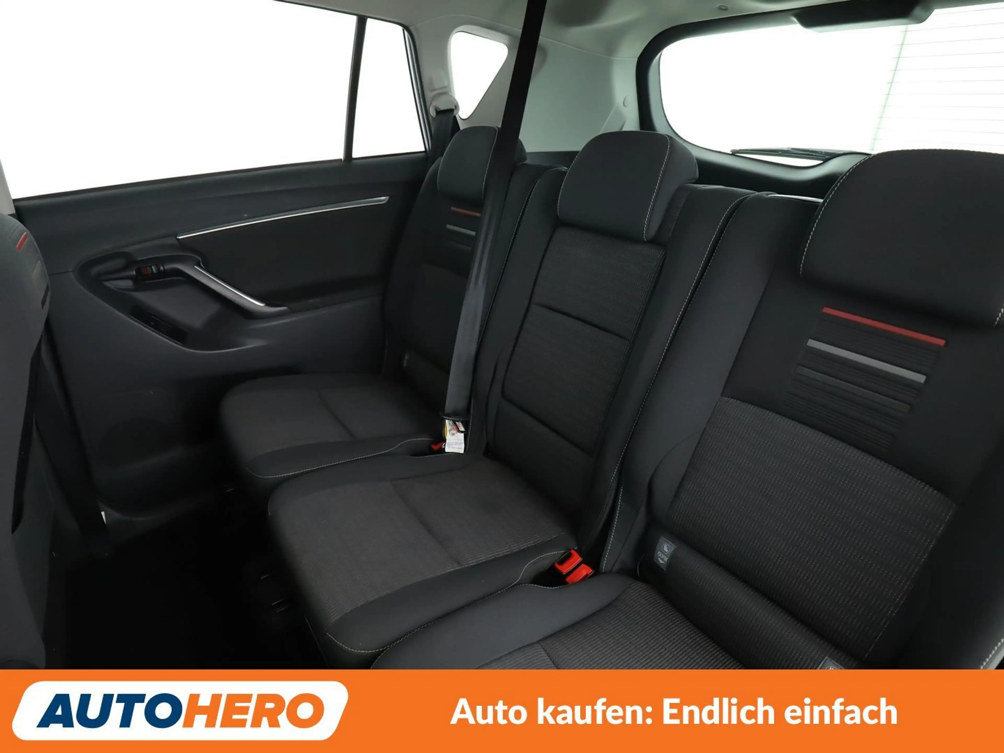 Toyota Verso 1.8 Edition-S+ Aut.*BI-XENON*TEMPO*CAM*SHZ*BT* — photo 14