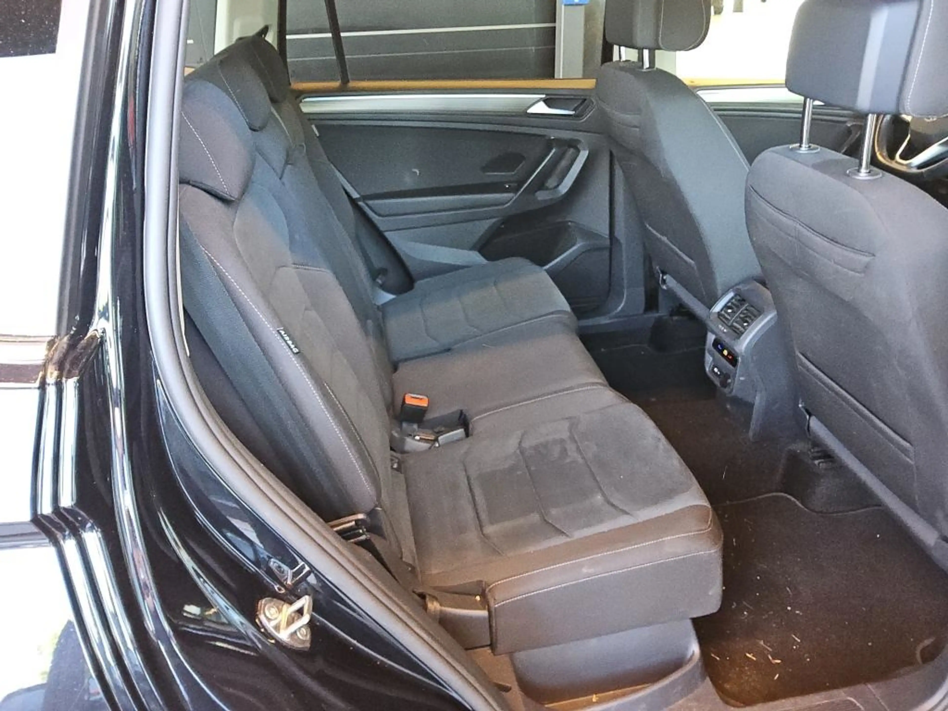 Volkswagen Tiguan Allspace 2.0 TSI Elegance 4MOT DSG Pano Elegance — photo 11