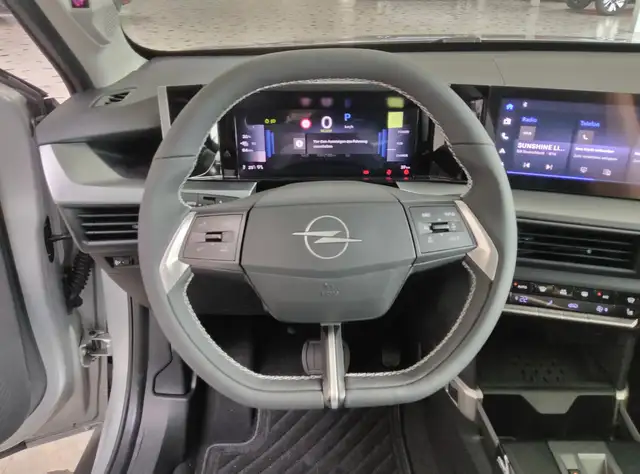 Opel Frontera view 13