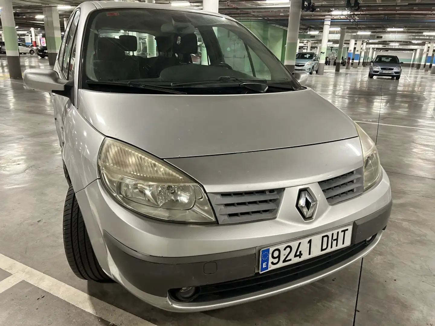 Renault Scenic II 1.5DCI Confort Expression 85 Gris - 1