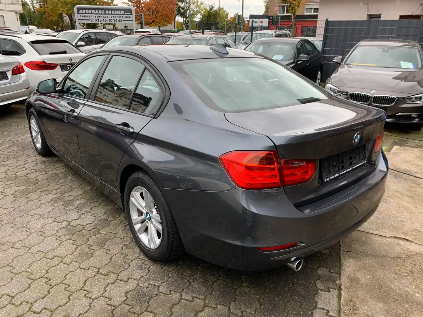 BMW 316 d 2.0 16V Turbo Diesel erst 72000 km Grau - 2