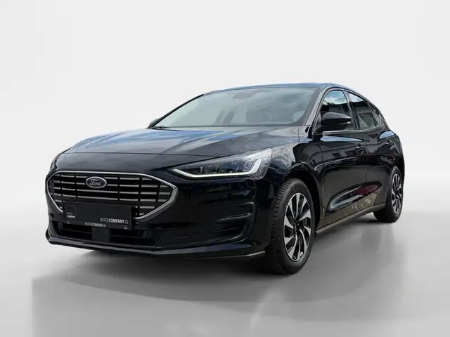 Ford Focus view 2