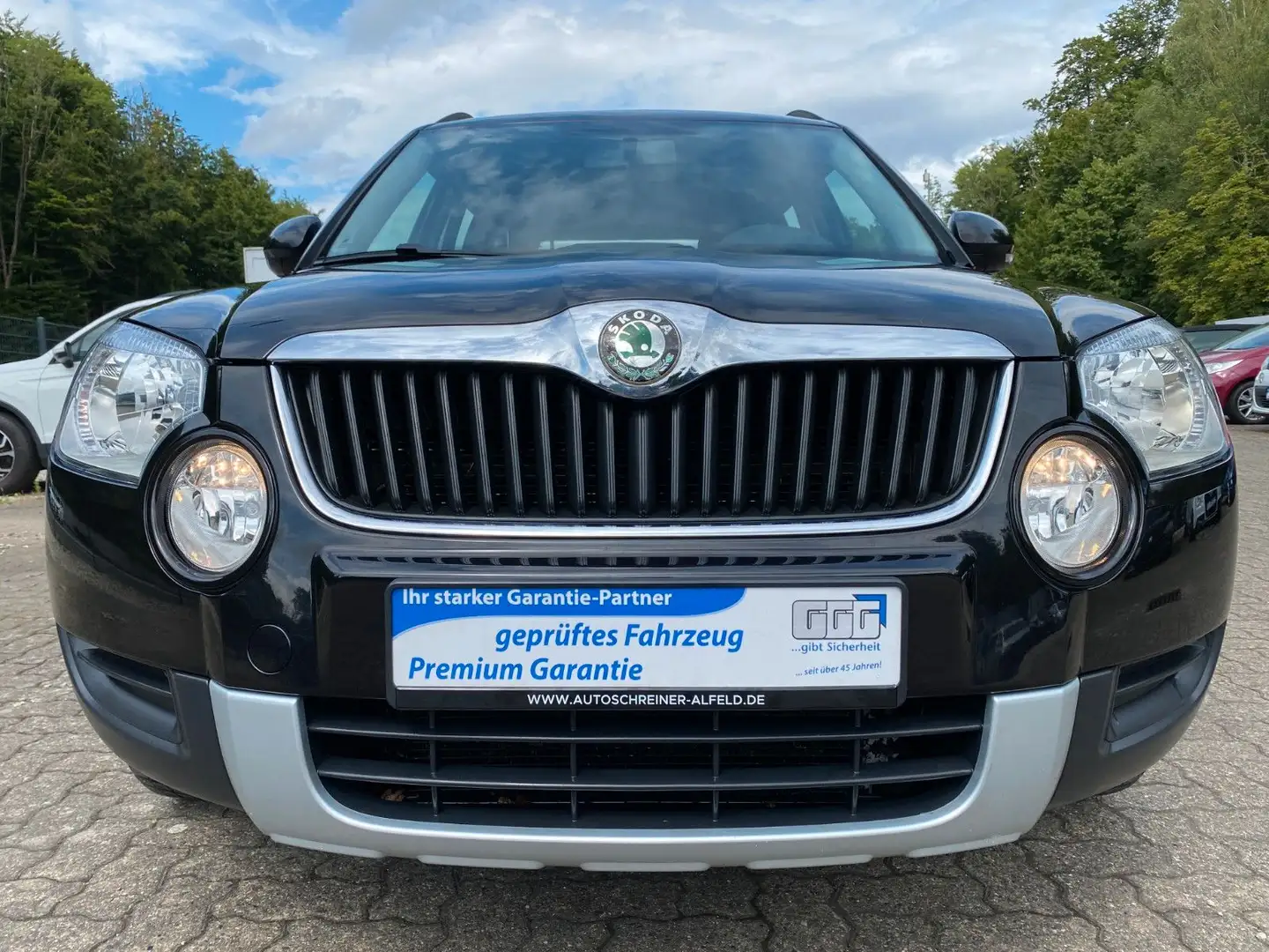 Skoda Yeti Active TEMPOMAT KLIMA CD crna - 2