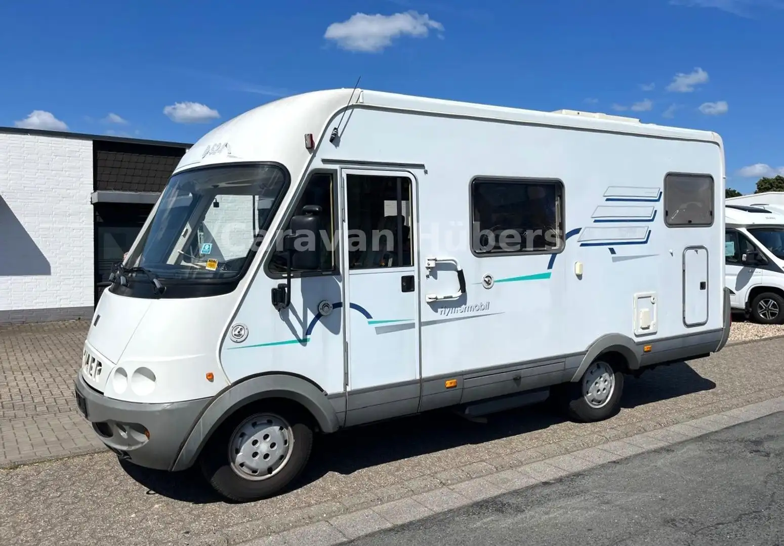 Hymer/Eriba B 524 - Fest/Hubbett - Solar - Klima - AHK - Wit - 1