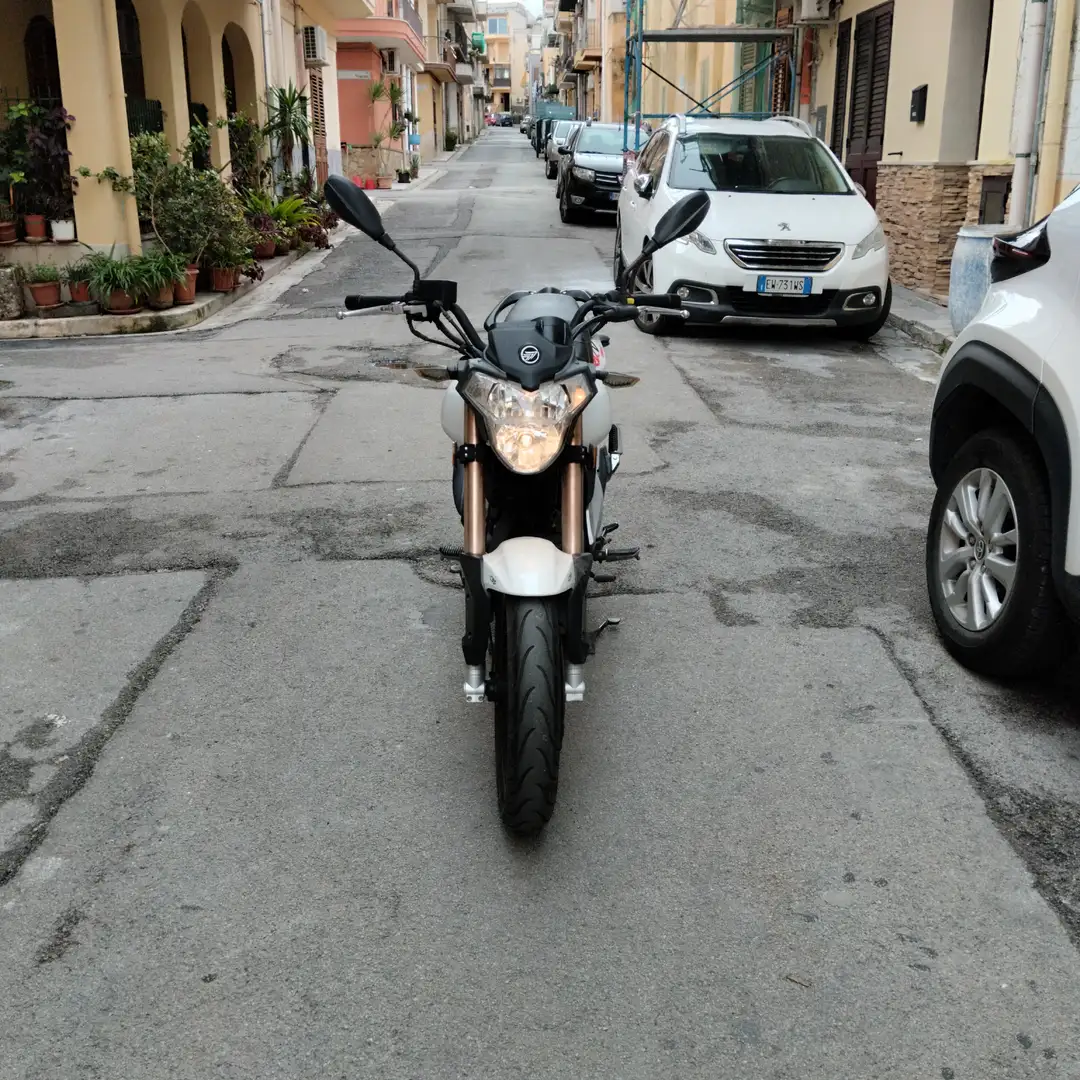 Keeway RKV 125 Blanco - 2