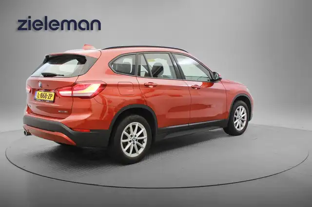 BMW X1 view 17