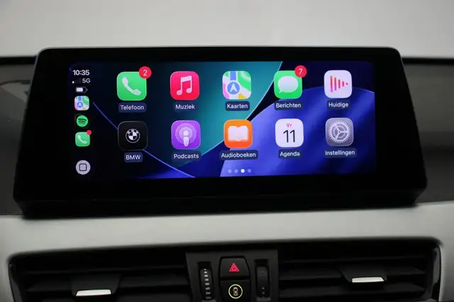 BMW X1 view 5
