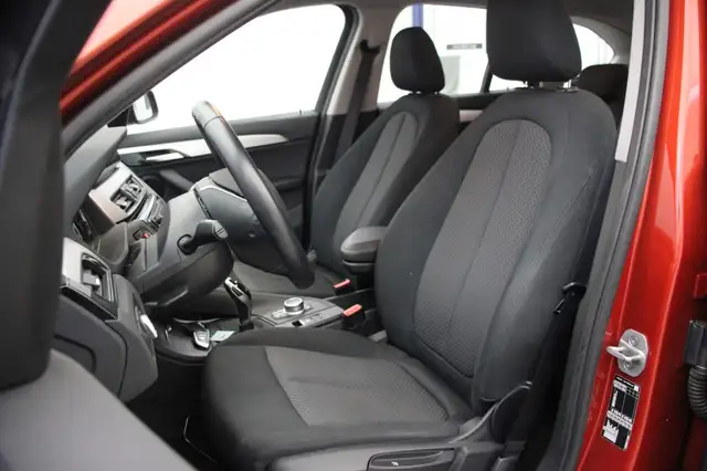 BMW X1 view 10