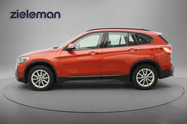 BMW X1 view 19