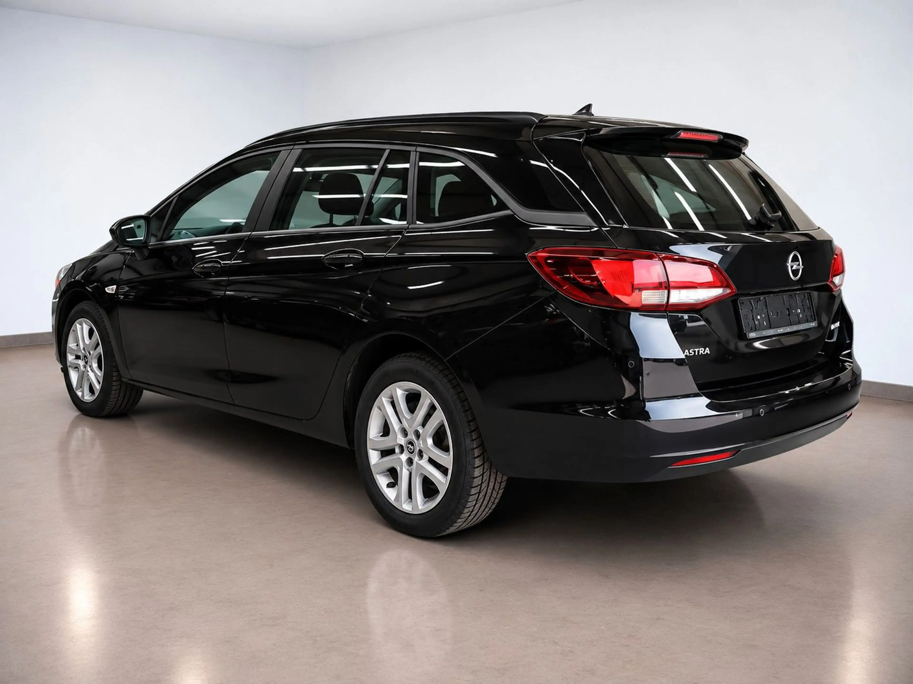 Opel Astra K Sports Tourer Business Start/Stop — photo 7