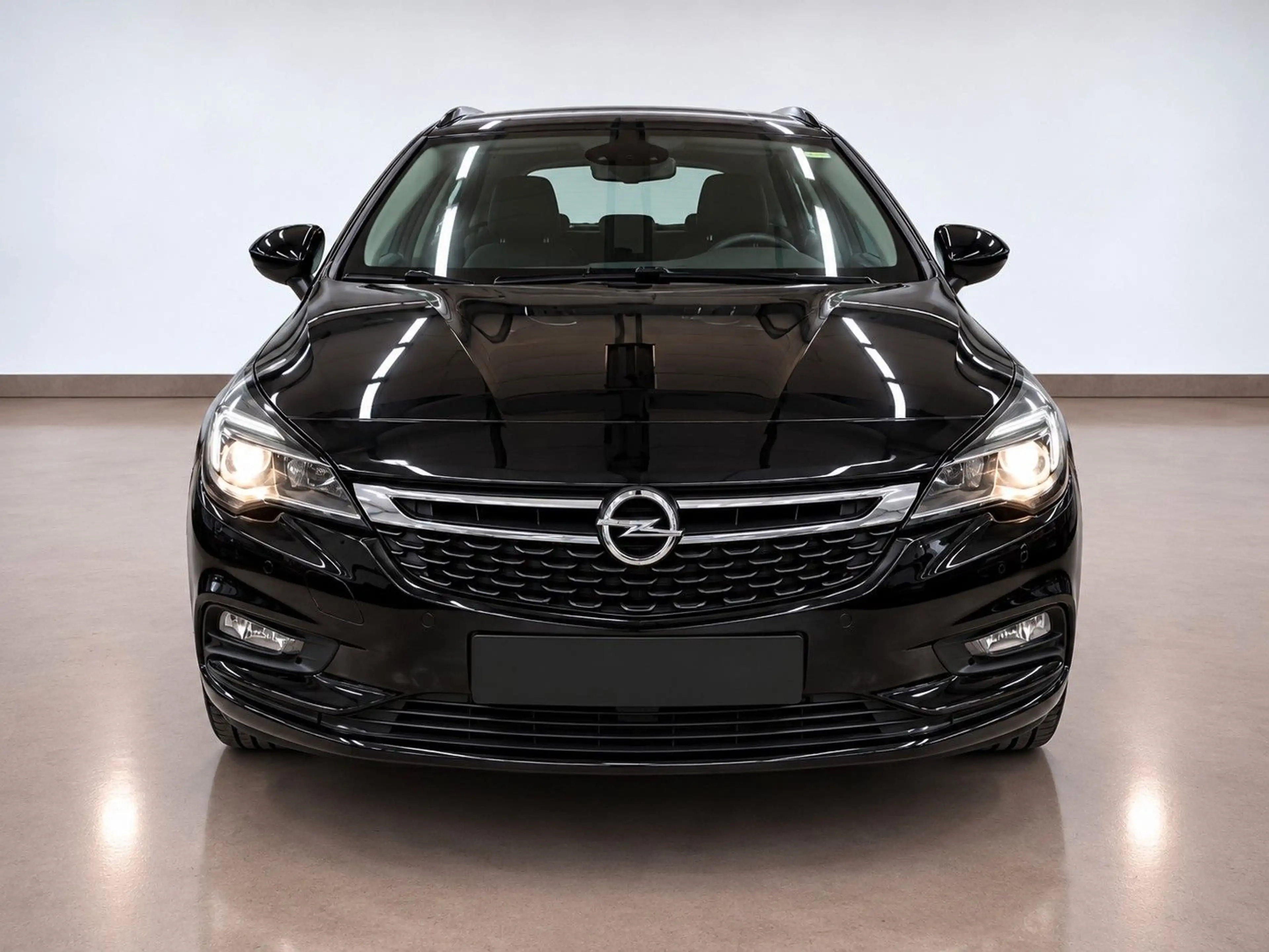 Opel Astra K Sports Tourer Business Start/Stop — photo 12