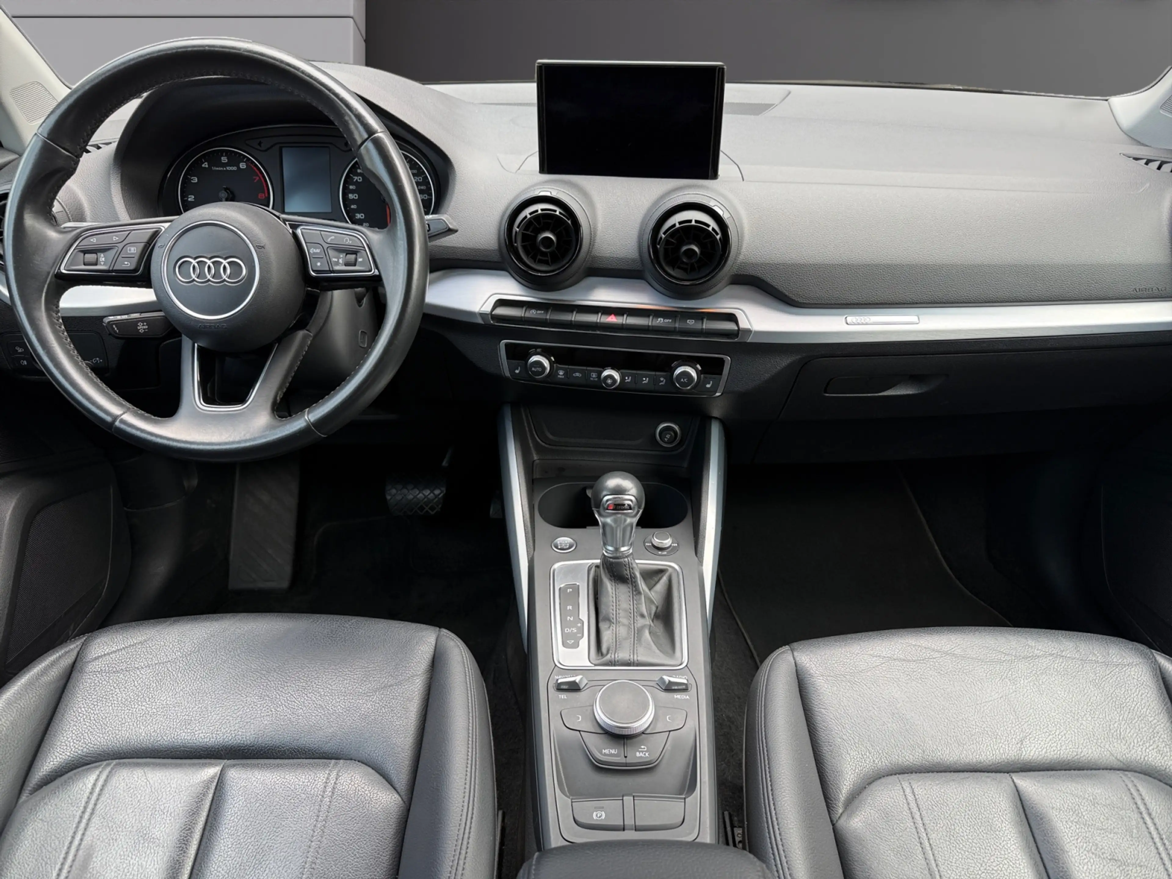 Audi Q2 Q2 1.4 TFSI Design — photo 10