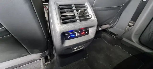 Volkswagen Tiguan R-Line TDI 4MOTION DSG Ansicht 16