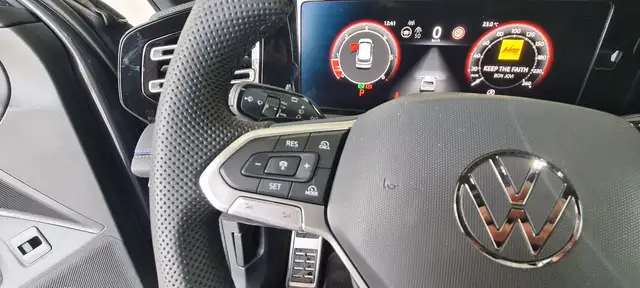 Volkswagen Tiguan R-Line TDI 4MOTION DSG Ansicht 9