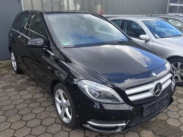 Mercedes-Benz B 200 B 200 CDI Automatik AHK Bi-Xenon Sportpaket