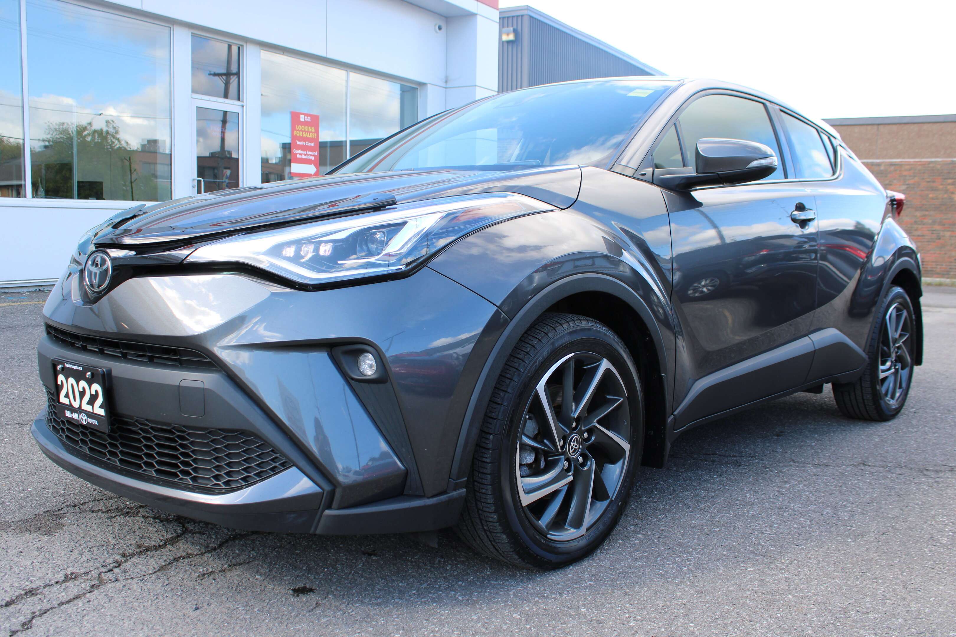 2022 Toyota C-HR Limited | FWD | Heated Seats & Steering Wheel | Ap — снимка 1