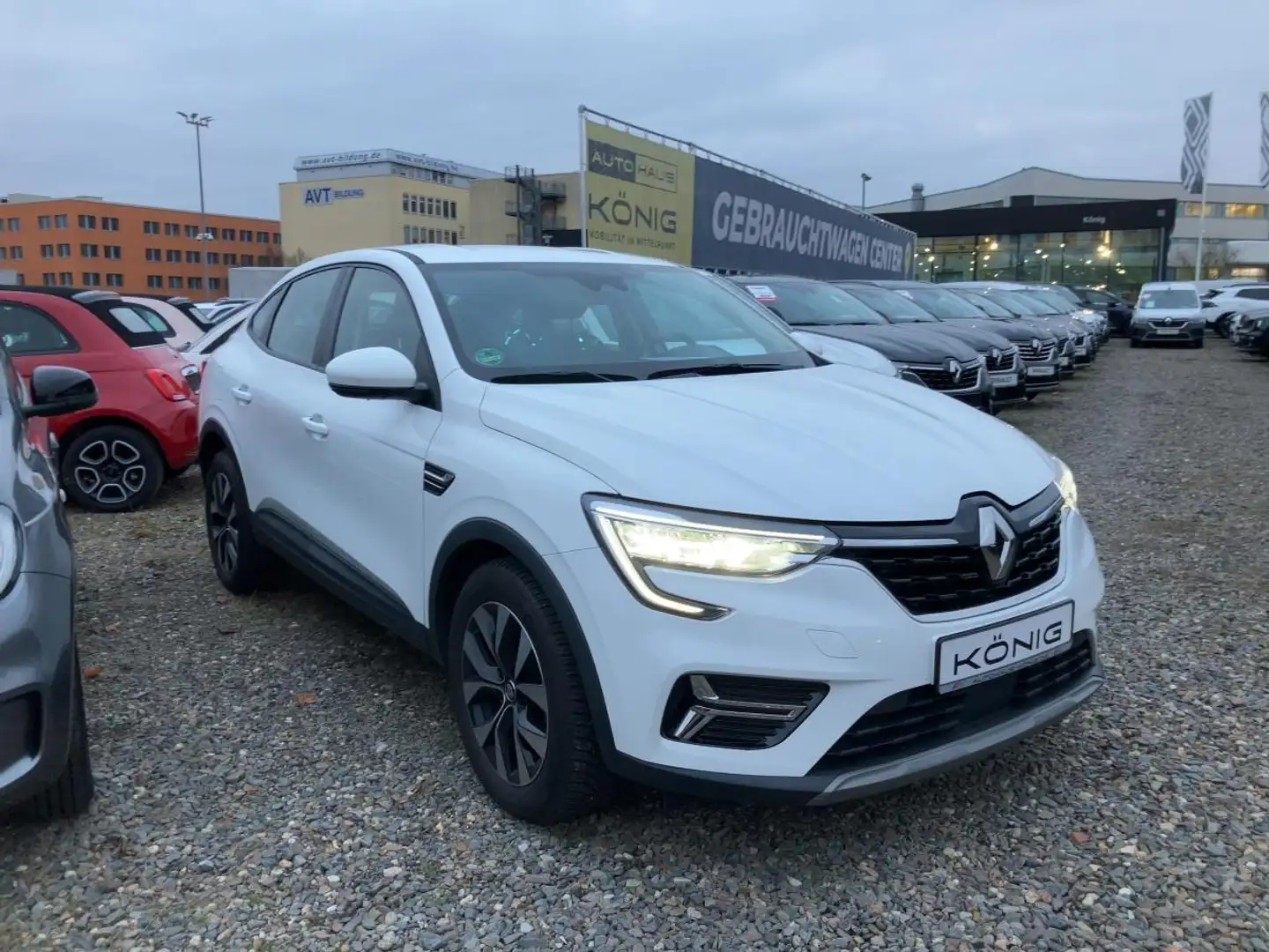 Renault Arkana 1.3 TCe EDC Equilibre Weiß - 2