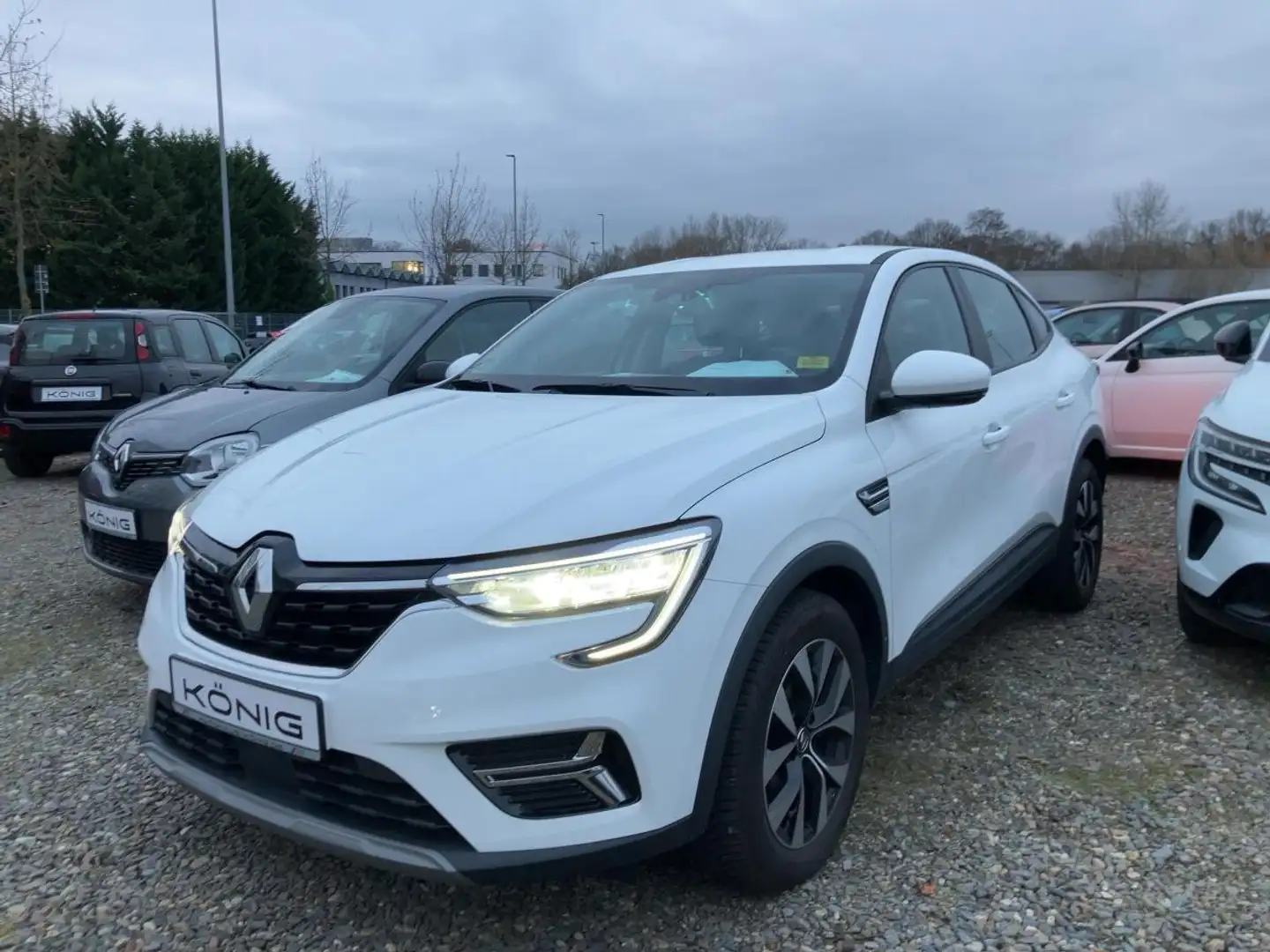 Renault Arkana 1.3 TCe EDC Equilibre Weiß - 1