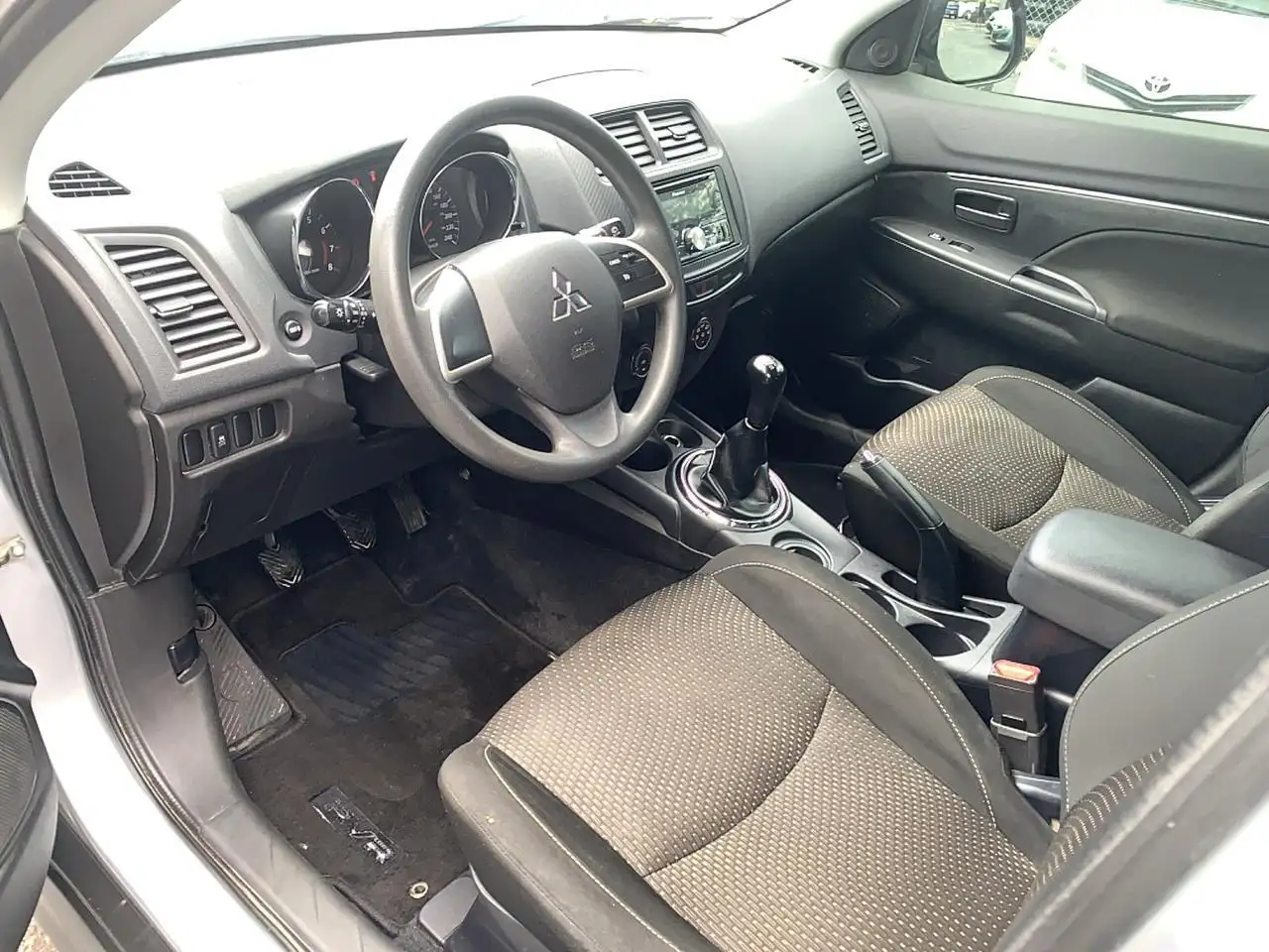 Mitsubishi RVR fotografie Mitsubishi RVR
