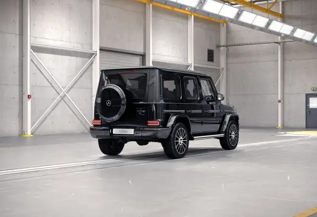 Mercedes-Benz G-Class view 3