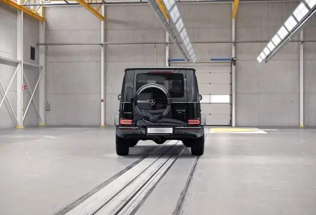 Mercedes-Benz G-Class view 6