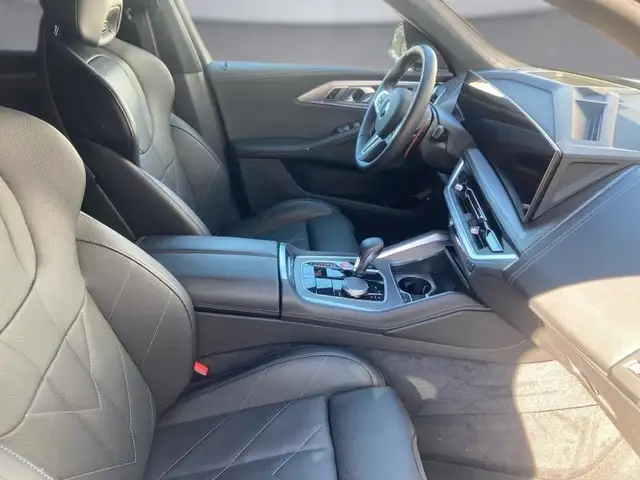 BMW XM 50e G09 Ansicht 11