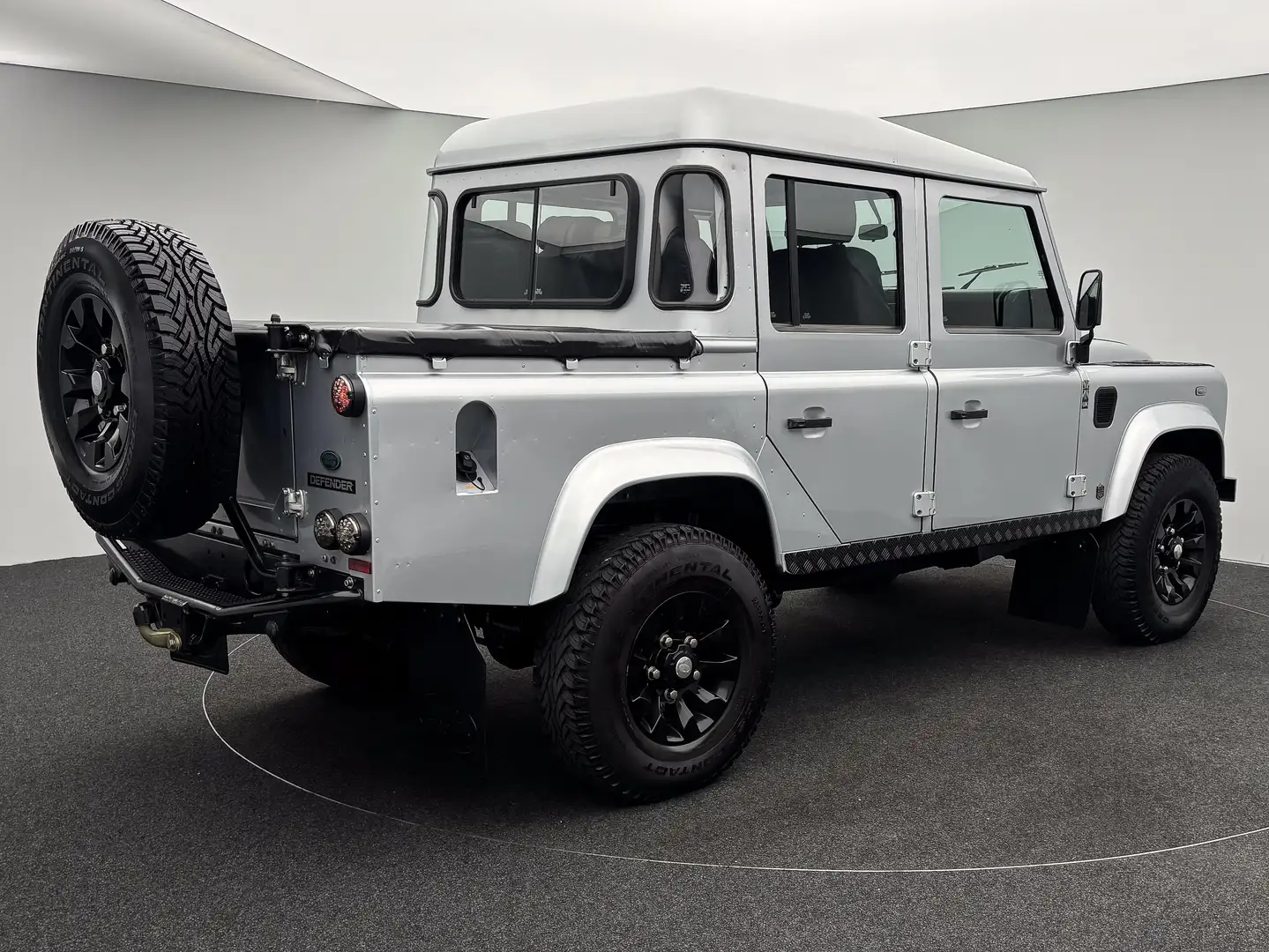 Land Rover Defender 110 Pick-Up Grijs - 2