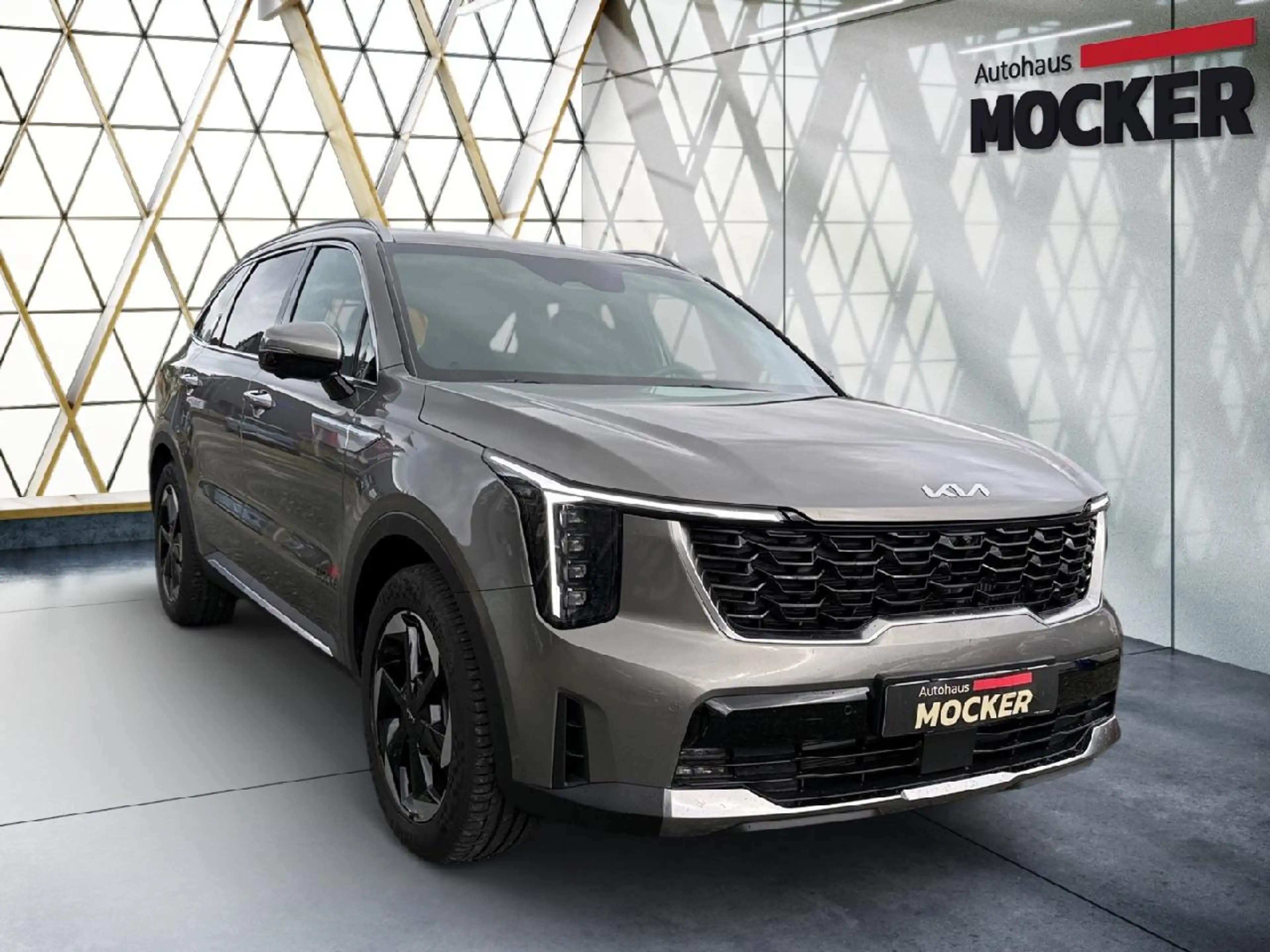 Kia Sorento Platinum 4WD Plug-In Hybrid — photo 3