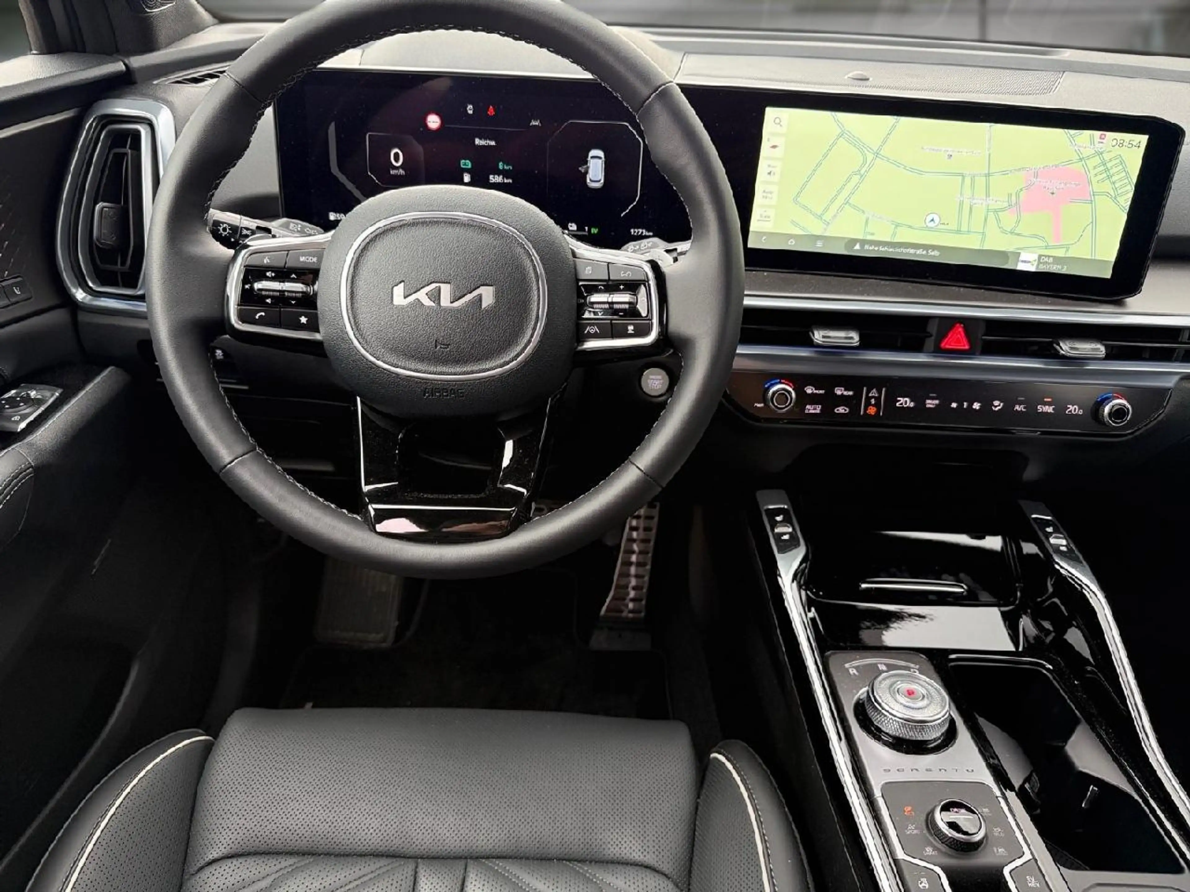 Kia Sorento Platinum 4WD Plug-In Hybrid — photo 10