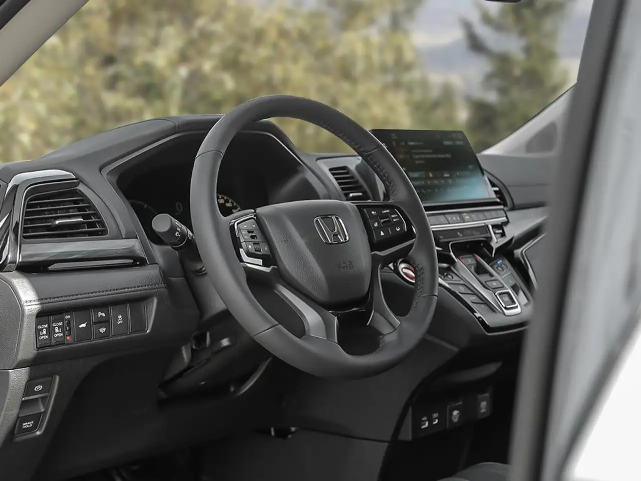 Honda Odyssey снимка Honda Odyssey