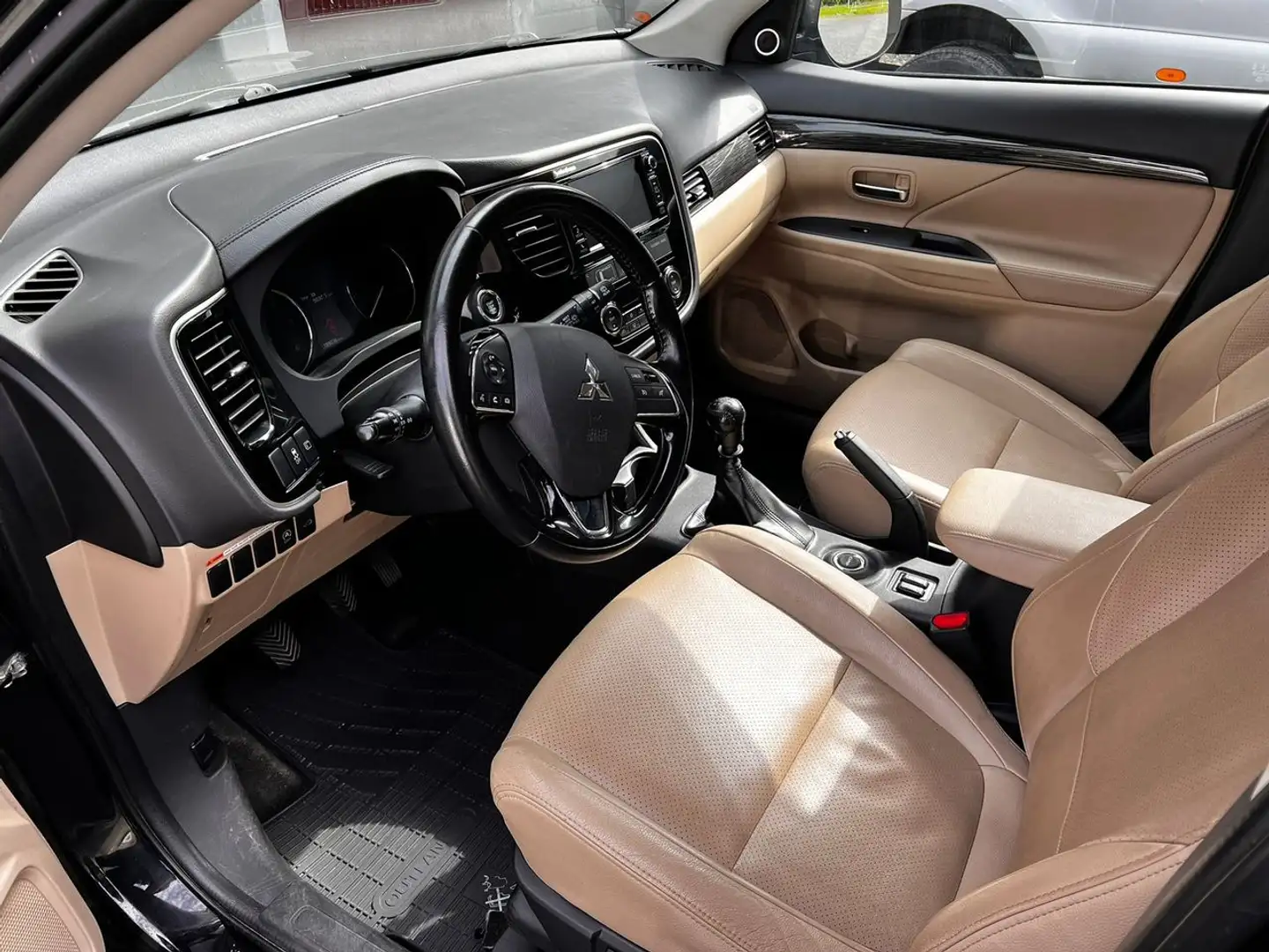 Mitsubishi Outlander Outlander 2.4 Sport - 2