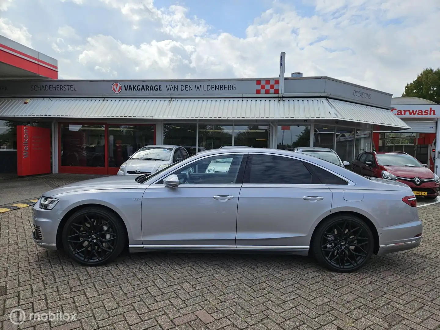 Audi A8 60 TFSI e quattro Pro Line Plus Szürke - 2