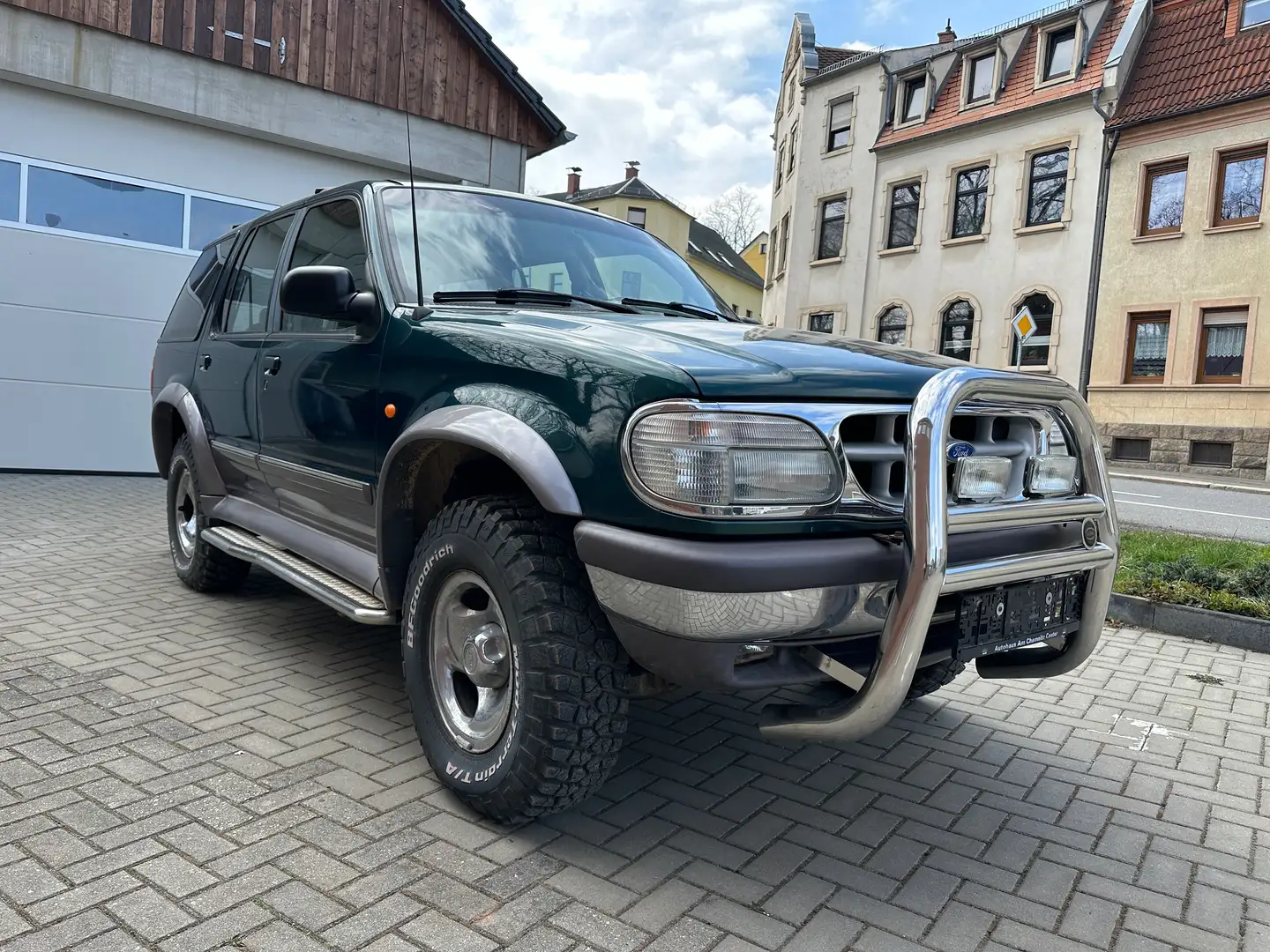 Ford Explorer Highclass Verde - 2