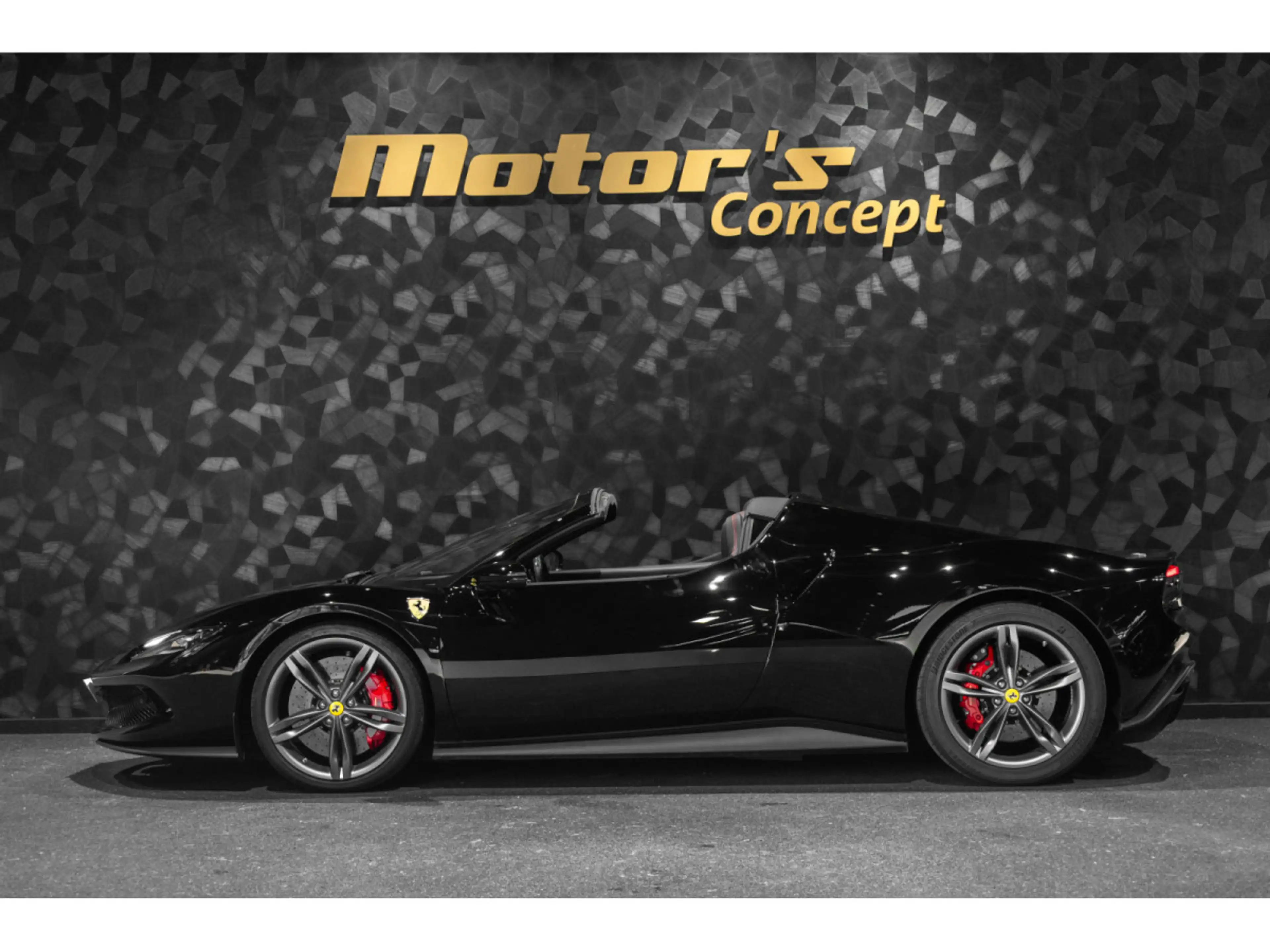 Ferrari 296 GTS NERO DS 1250 V6 BI-TURBO — photo 2