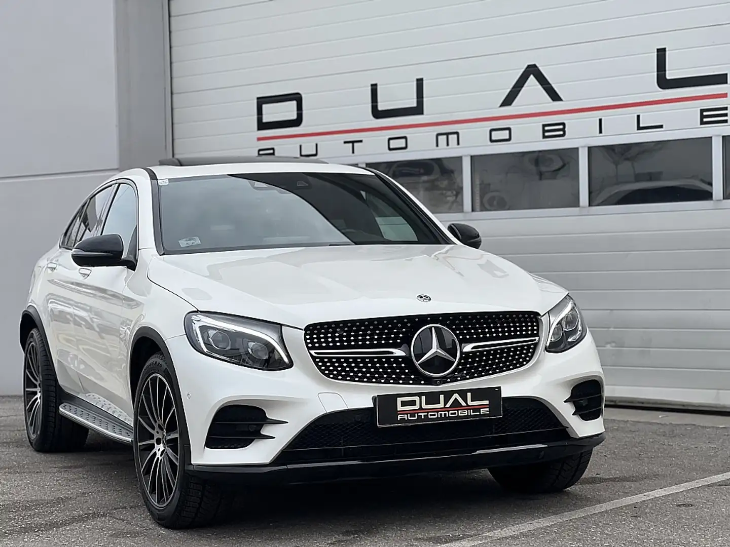 Mercedes-Benz GLC 350 d 4MATIC Aut./AMG-LINE/V8-SOUND/AHK/SHD/BURMESTER Weiß - 2