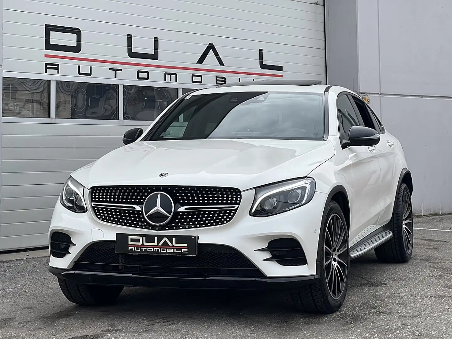 Mercedes-Benz GLC 350 d 4MATIC Aut./AMG-LINE/V8-SOUND/AHK/SHD/BURMESTER Weiß - 1