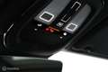 Volvo XC60 2.0 T6 PHEV AWD Plus Dark-PANO-H&K AUDIO- MEMORY-W Grijs - thumbnail 15