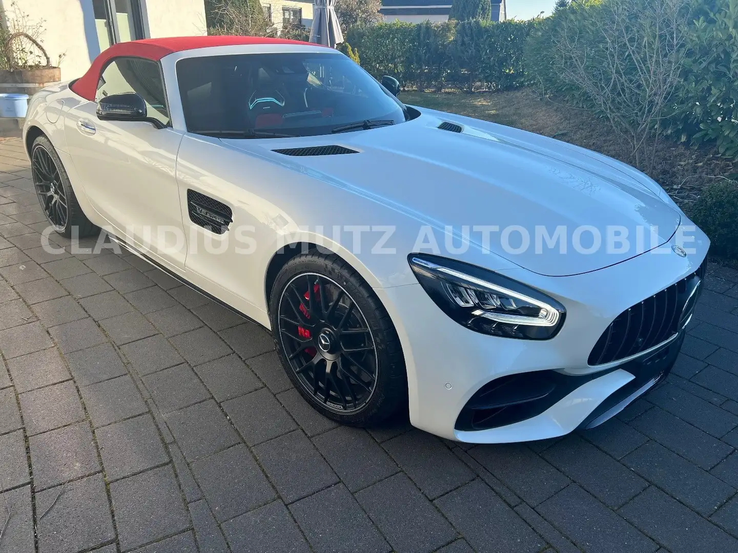 Mercedes-Benz AMG GT Roadster °white/red° NIGHT °° IN STOCK °° Weiß - 1