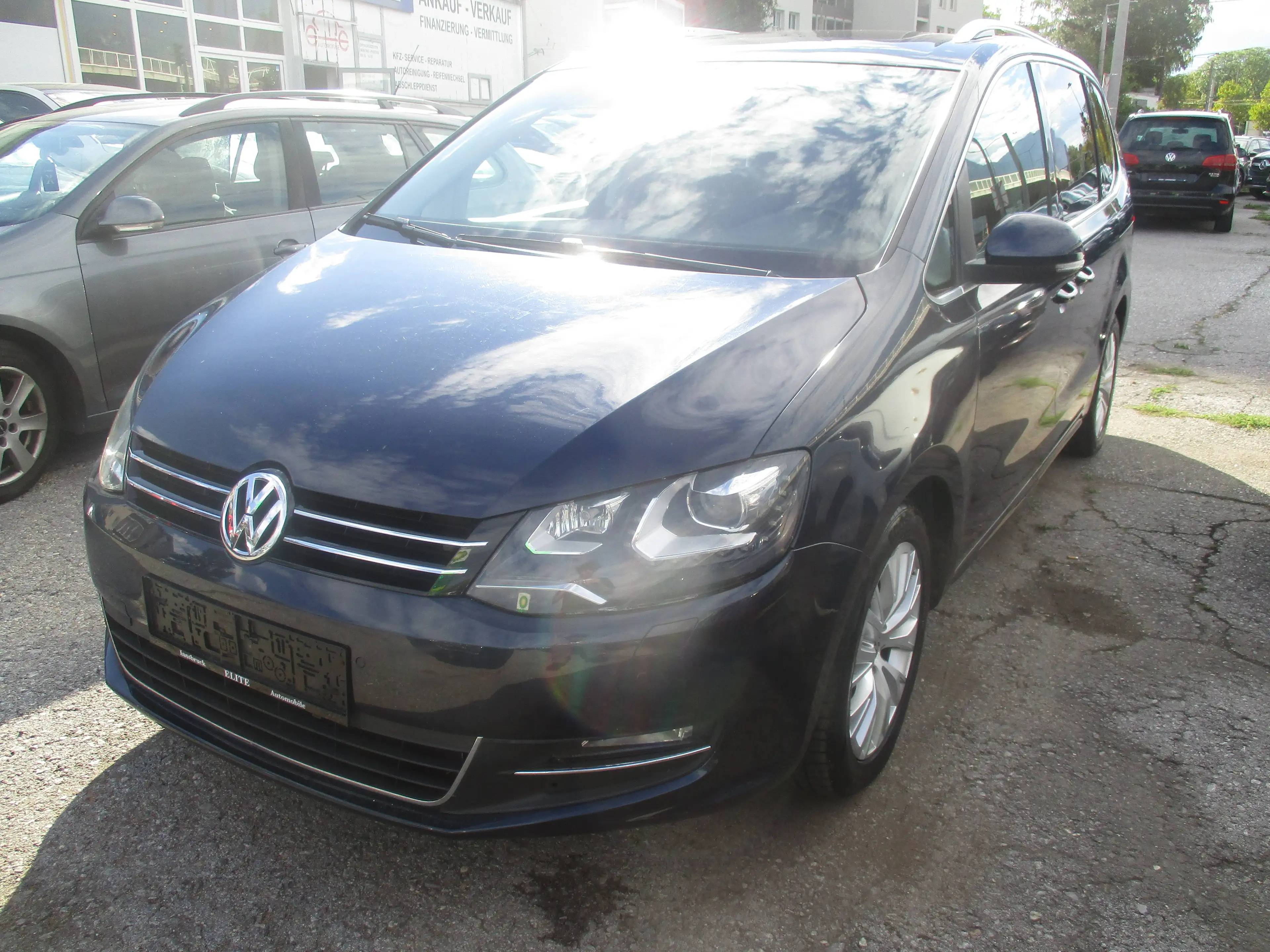 Volkswagen Sharan DSG Highline BMT — photo 3