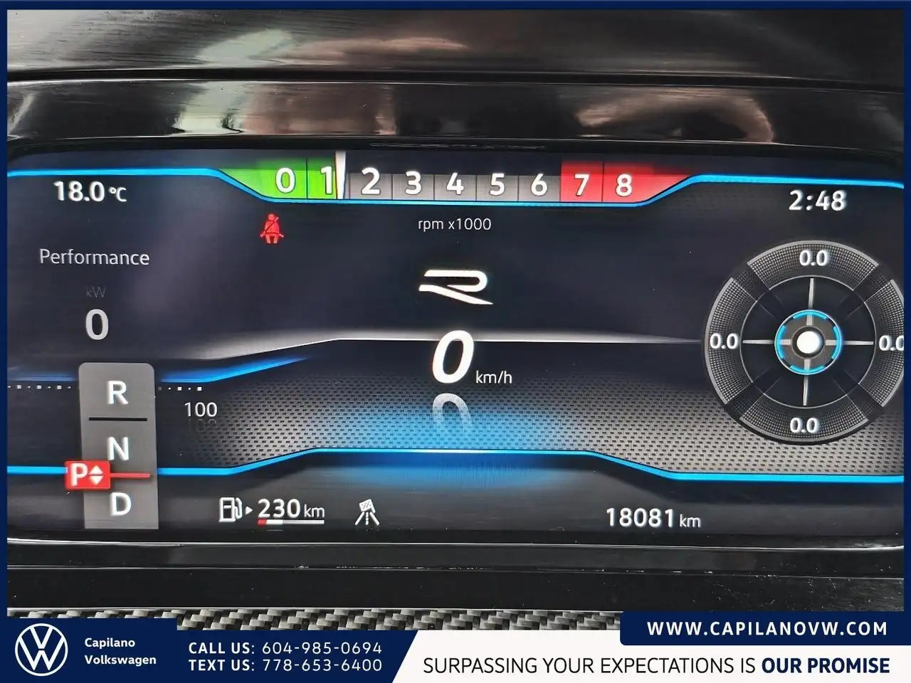 Volkswagen Golf R снимка Volkswagen Golf R
