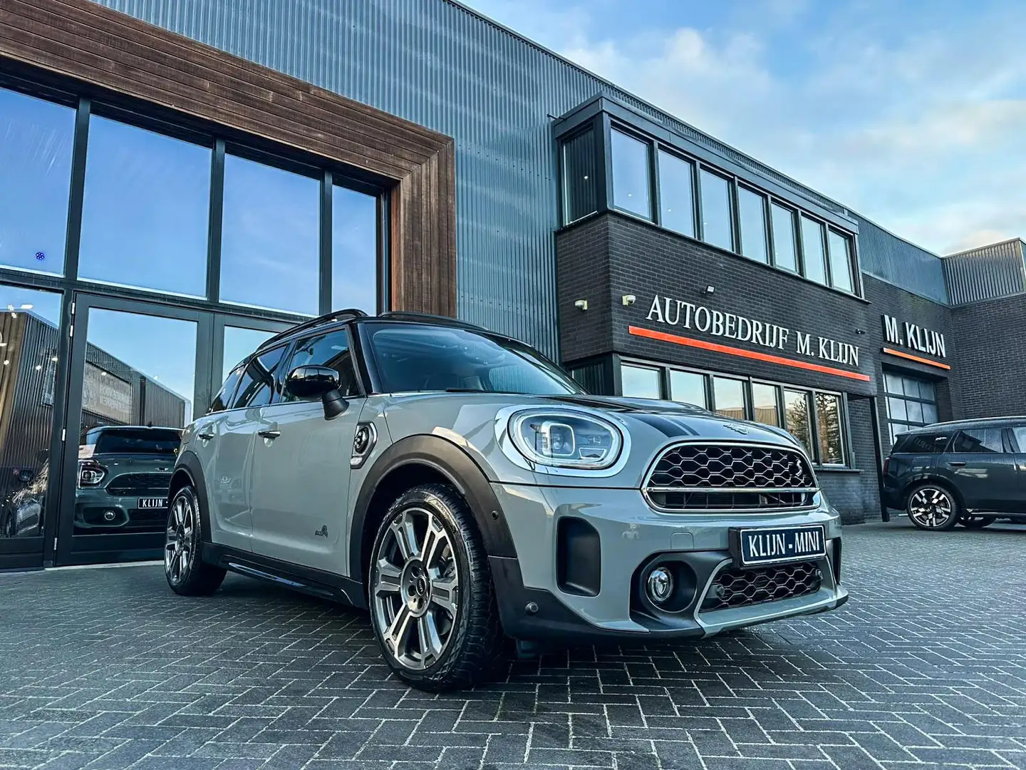 MINI Cooper SE Countryman Mini ALL4 Chili 220pk aut/Nardo/Jcw Interieur/19"/ Gris - 1