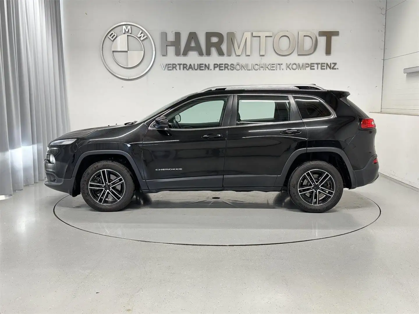 Jeep Cherokee 2,2 AWD Longitude Noir - 2